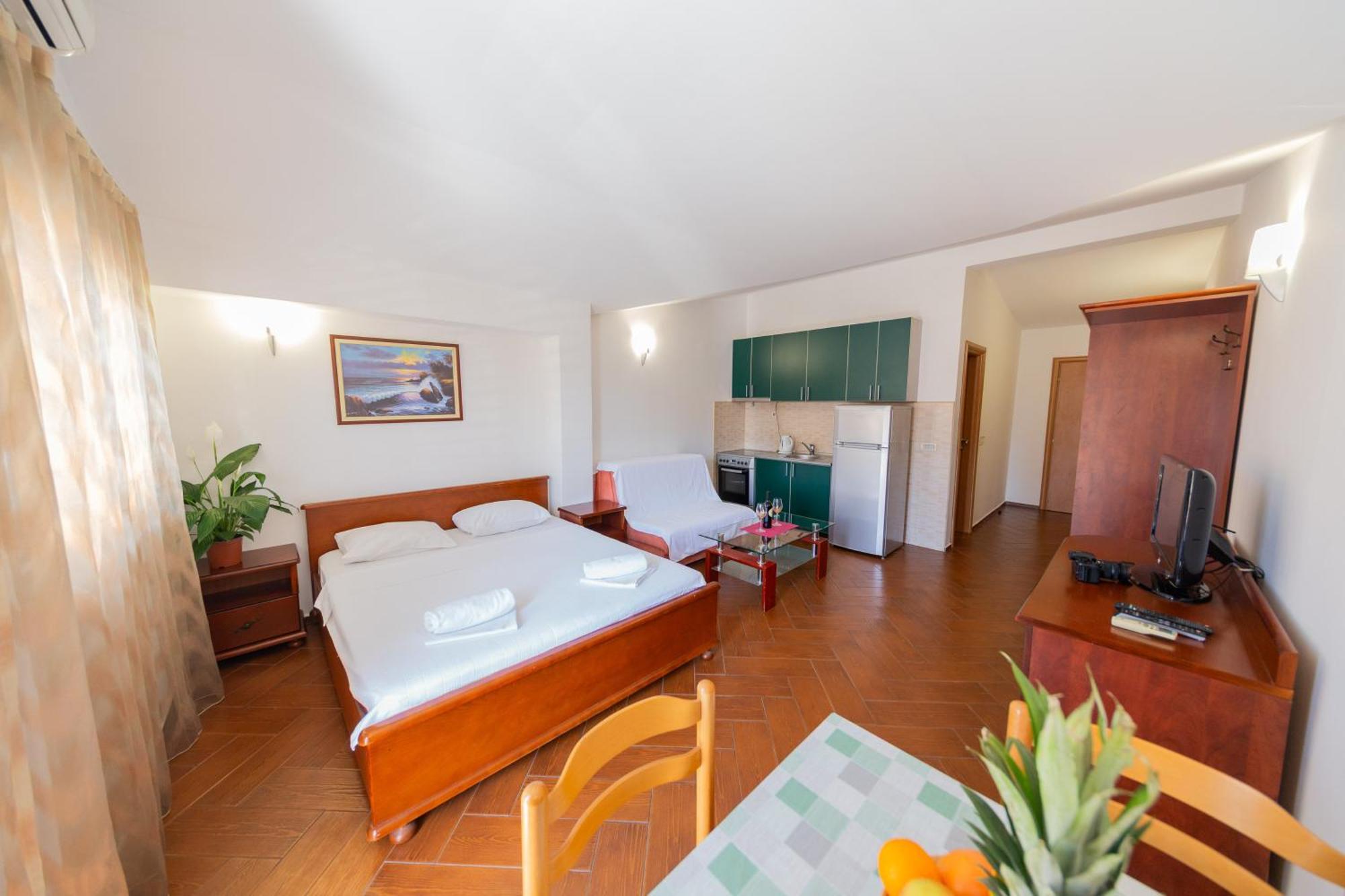 Apartment Sms Budva