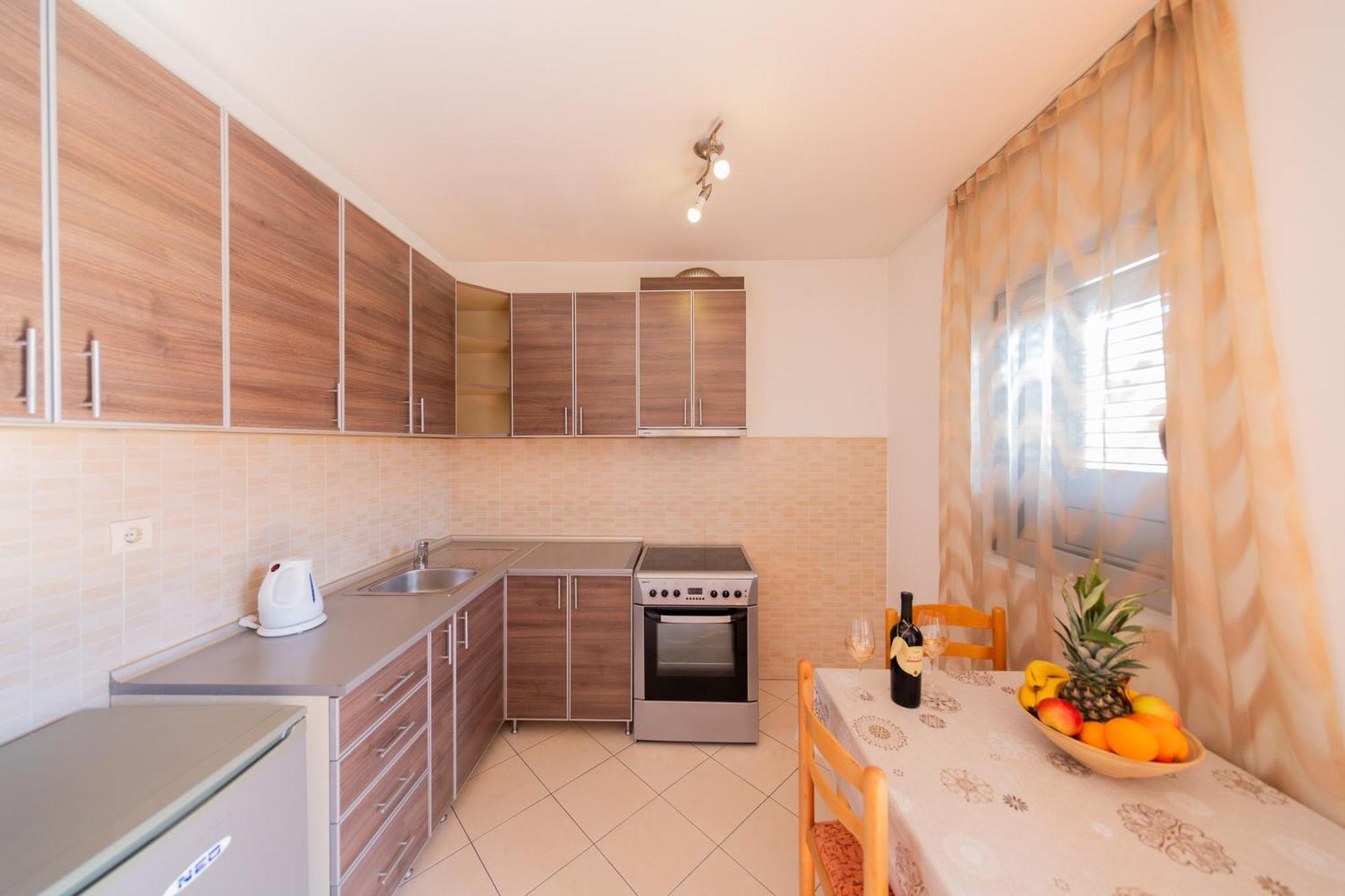 Sms Apartment
