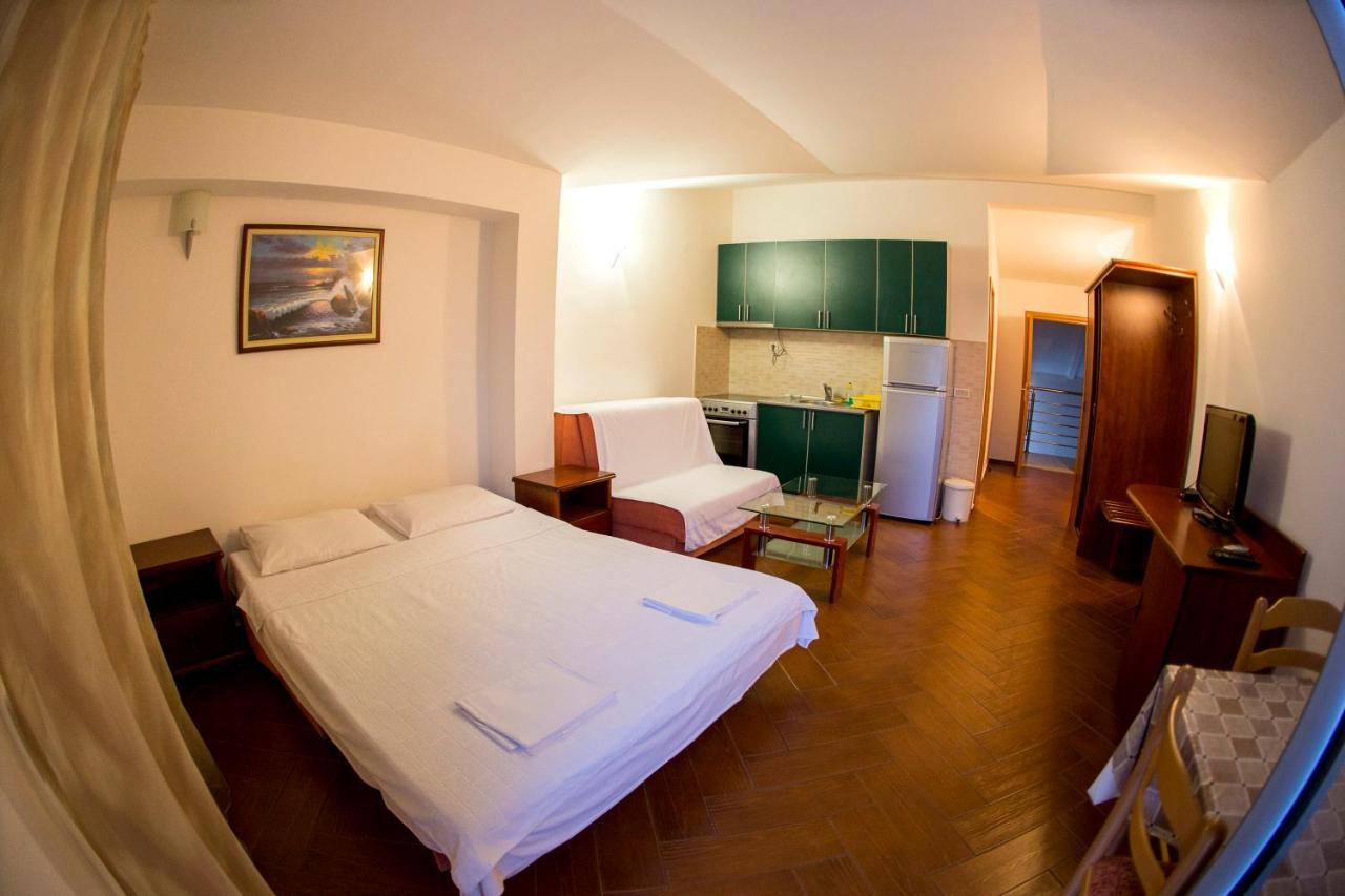 Apartment Sms Budva